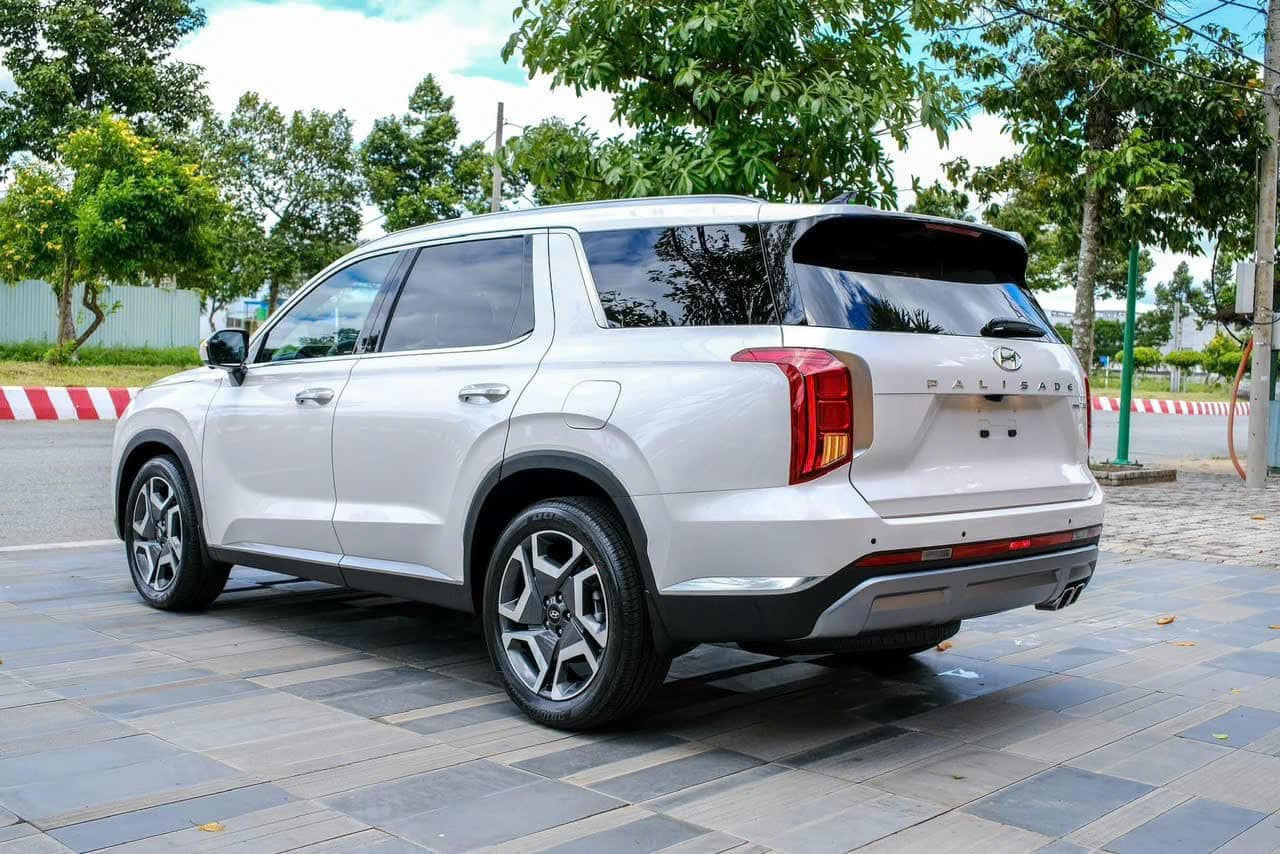 Hyundai Palisade giảm tới 100 triệu tại đại lý, bản cao nhất giờ rẻ ngang Kia Sorento phân khúc dưới - Ảnh 5