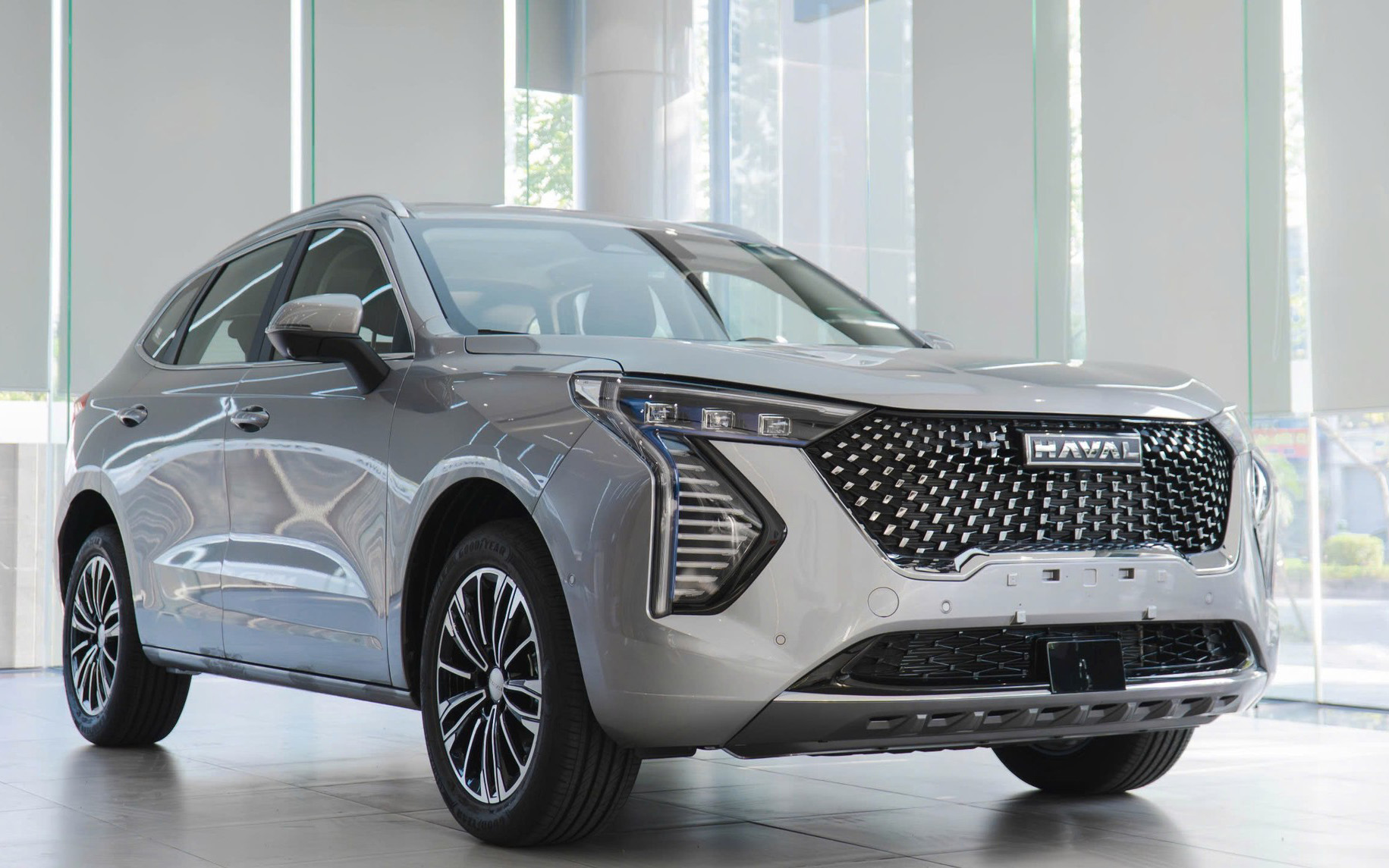 Haval Jolion đã bán tại đại lý: Rẻ nhất 695 triệu tiệm cận Xforce bản full, động cơ tiết kiệm kiểu Corolla Cross - Ảnh 5