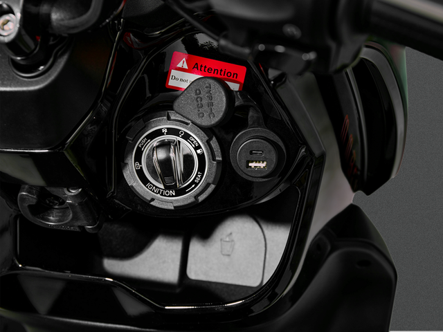 Đơn vị làm xe máy đầu tiên ở Việt Nam ra mắt xe ga mới: Mang công nghệ xe đối thủ Honda, Yamaha chưa có - Ảnh 7