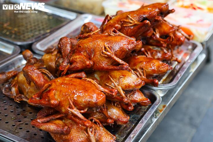 Giá hàng hóa sau Tết hạ 'nhiệt', cau vẫn cao ngất ngưởng - Ảnh 13