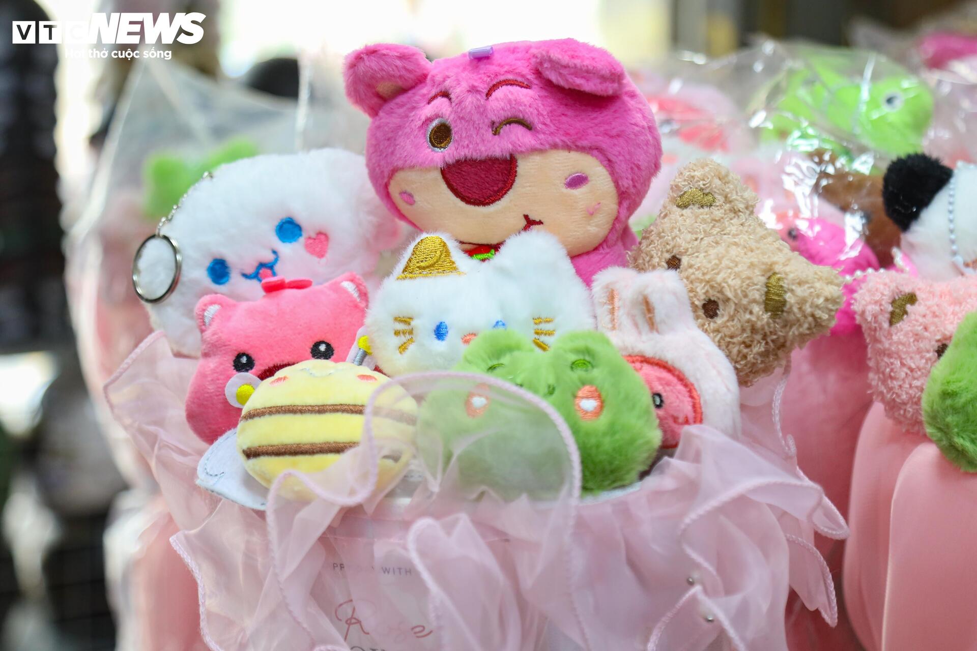 3 tiếng chốt 50 đơn, cửa hàng socola 'hốt bạc' mùa Valentine 2025 - Ảnh 14