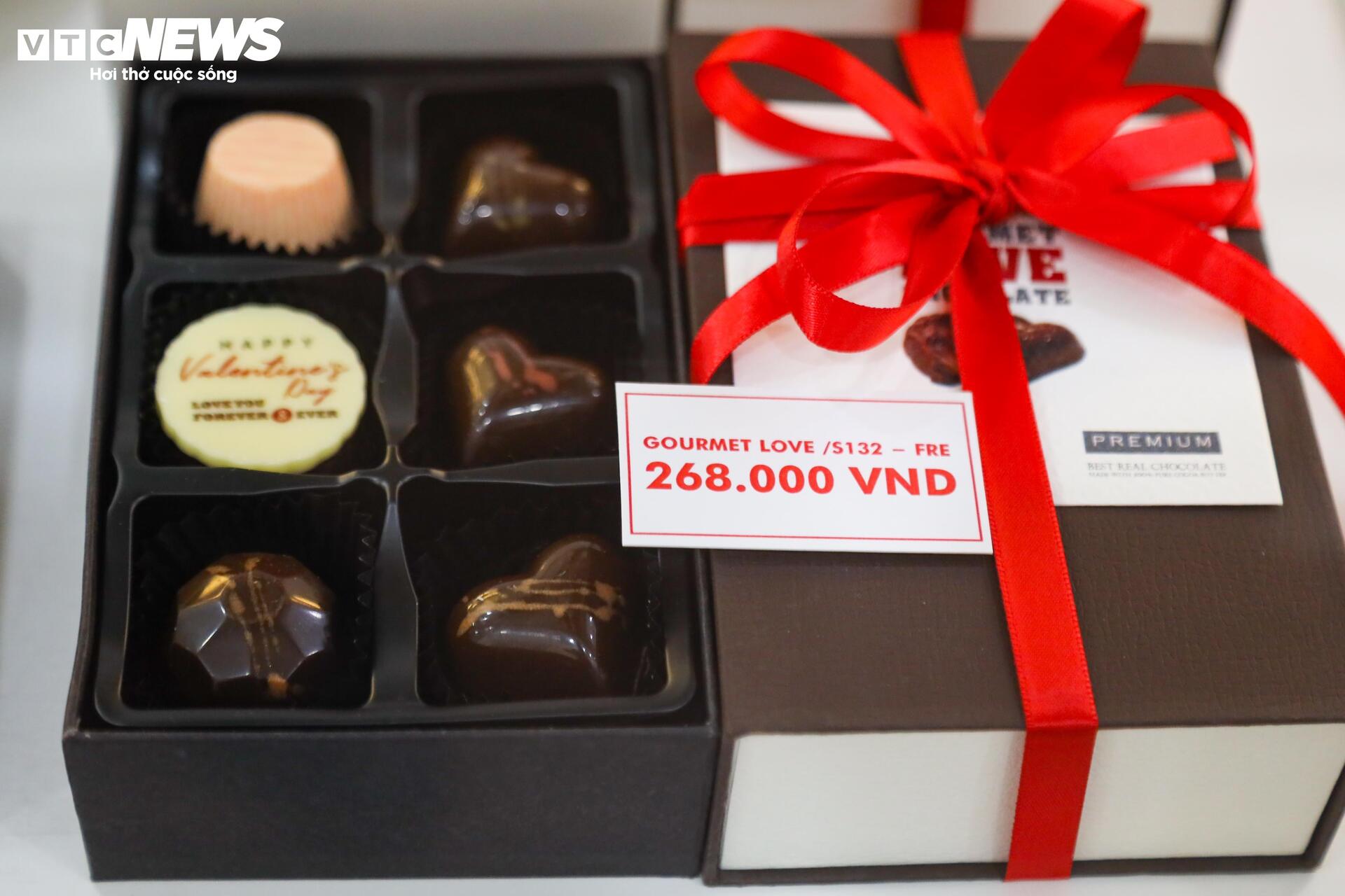 3 tiếng chốt 50 đơn, cửa hàng socola 'hốt bạc' mùa Valentine 2025 - Ảnh 9