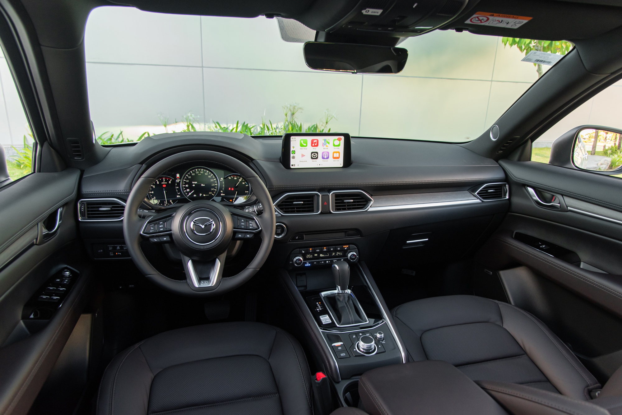 829 triệu mua Peugeot 2008 hay Mazda CX-5: Chọn cá tính hay rộng hơn, mạnh hơn, loa hay hơn? - Ảnh 6