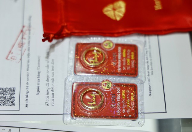 Nhà vàng tăng mạnh giá mua vào - Ảnh 1