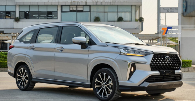 Xe Toyota 7 chỗ ăn xăng 6,3L/100km, giá hơn 600 triệu, bán rất chạy, đang được tặng vài chục triệu đồng - Ảnh 2