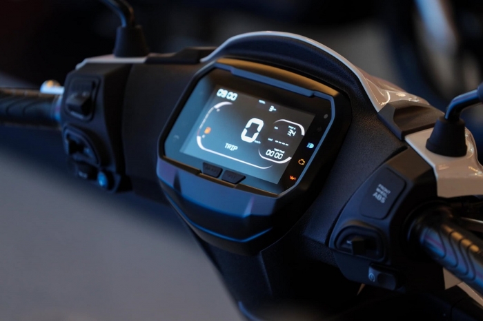 'Vua xe ga' 125cc của Ý vừa về đại lý Việt đã giảm giá mạnh: Nâng cấp loạt trang bị, ăn 2,19 lít/100km - cạnh tranh trực tiếp với SH Mode - Ảnh 5