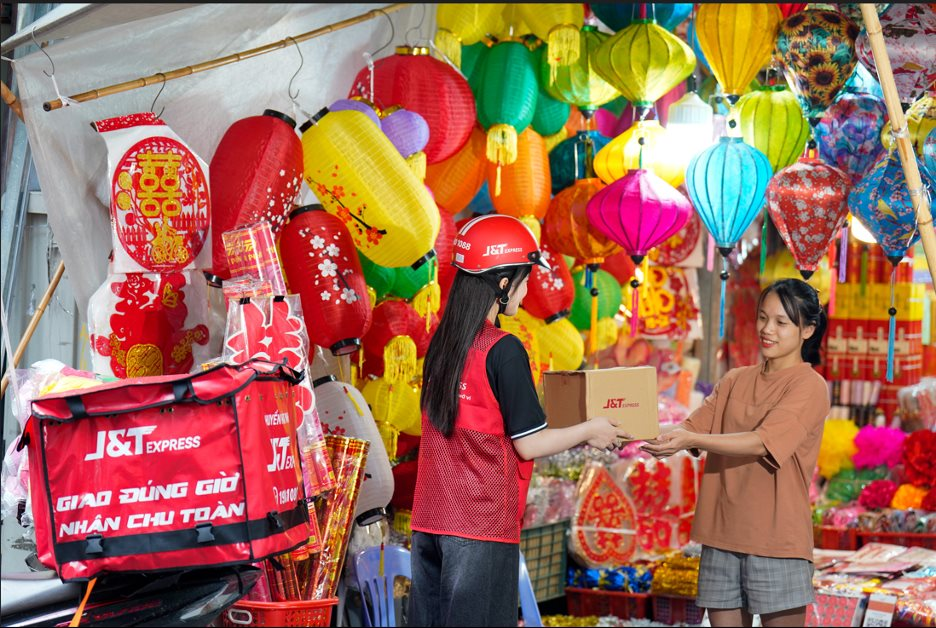 Nhu cầu giao hàng sau Tết không hạ nhiệt - Ảnh 1