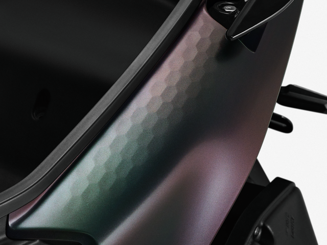 Đơn vị làm xe máy đầu tiên ở Việt Nam ra mắt xe ga mới: Mang công nghệ xe đối thủ Honda, Yamaha chưa có - Ảnh 3