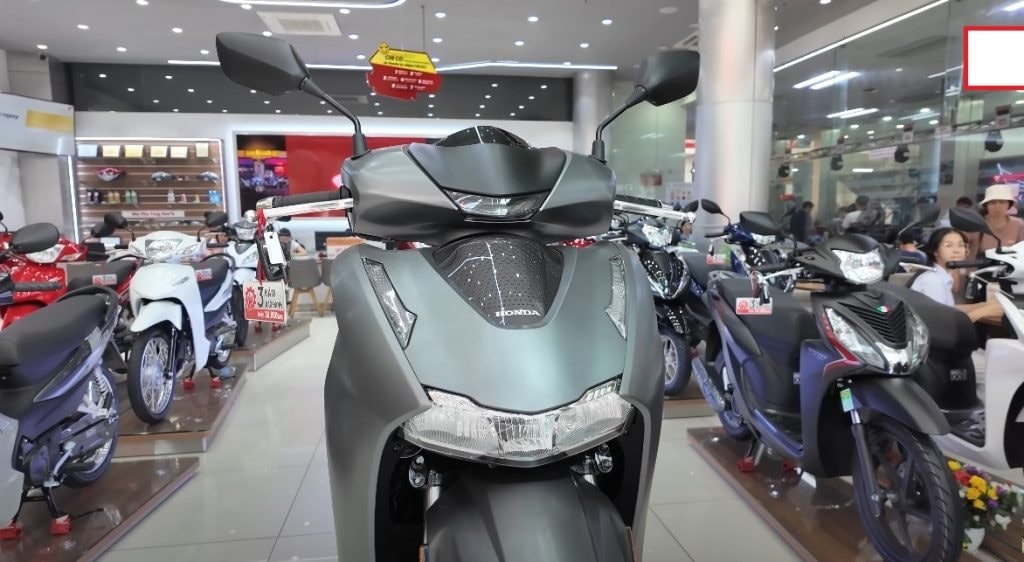 Giá Honda SH duy trì mức hấp dẫn, một phiên bản giảm hơn 71 triệu đồng so với thời điểm sốt giá - Ảnh 1