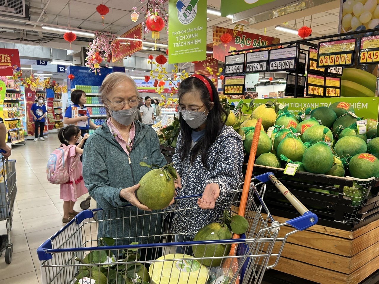 Nấm rơm tăng giá chóng mặt trước rằm tháng Giêng - Ảnh 12