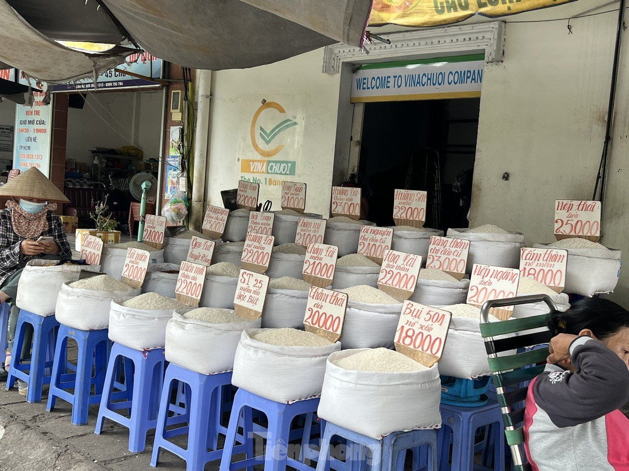 Lý do giá gạo bán lẻ giảm nhưng ít khách mua - Ảnh 4