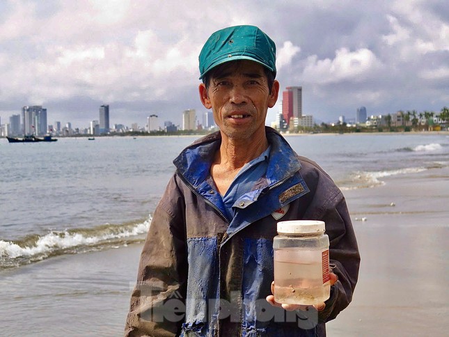 'Bỏ túi' bộn tiền với nghề 5h xuống biển, 10h lên bờ - Ảnh 2