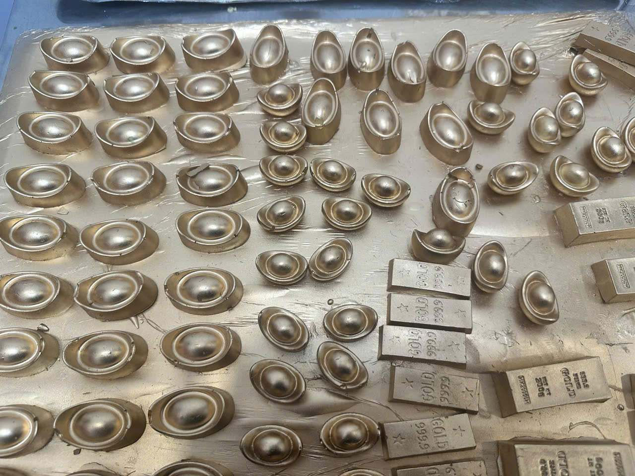 Những mặt hàng tăng giá chóng mặt, quá tải trước ngày vía Thần Tài - Ảnh 6