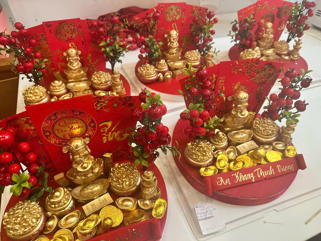 Những mặt hàng tăng giá chóng mặt, quá tải trước ngày vía Thần Tài - Ảnh 4