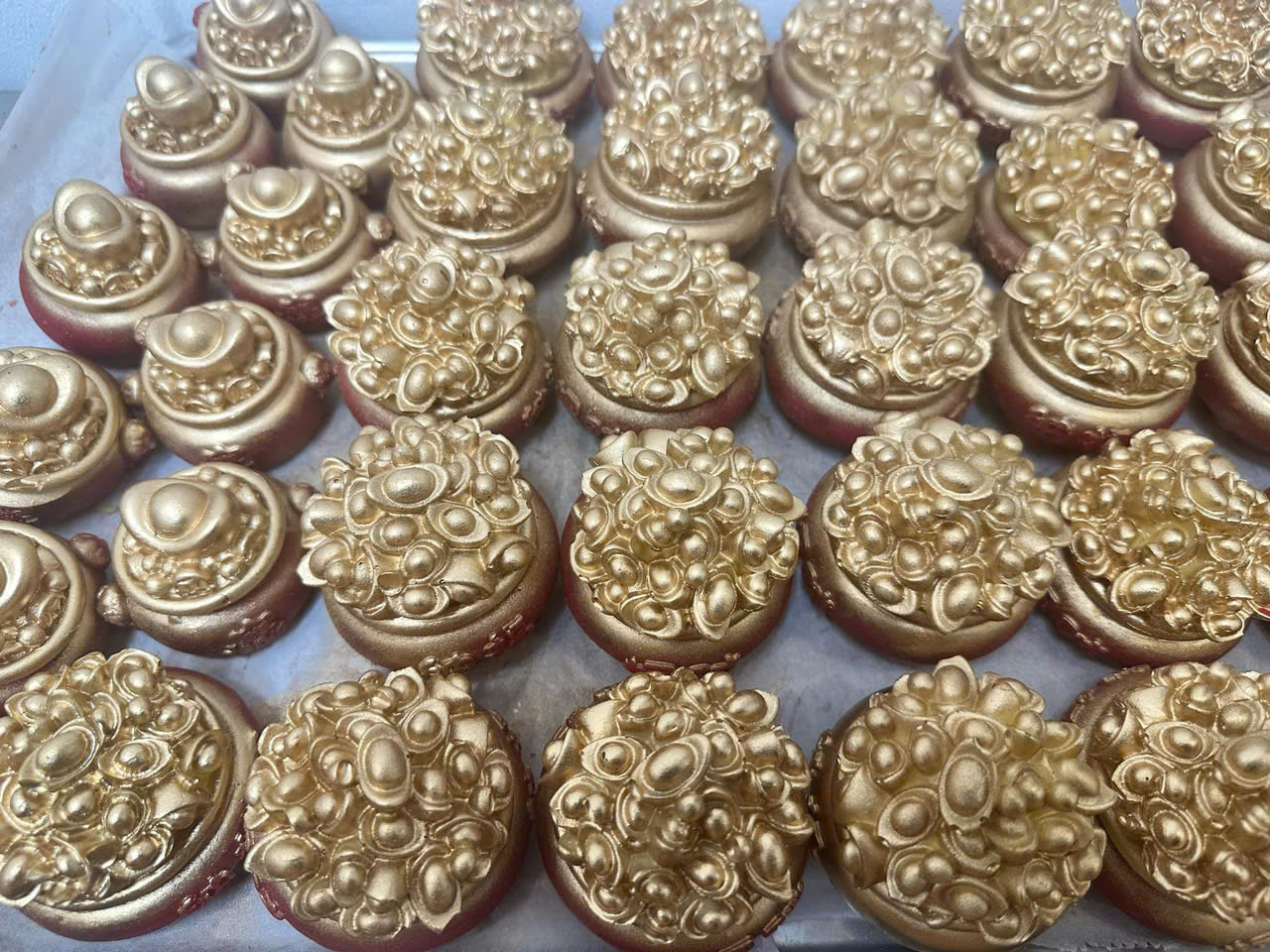 Những mặt hàng tăng giá chóng mặt, quá tải trước ngày vía Thần Tài - Ảnh 5