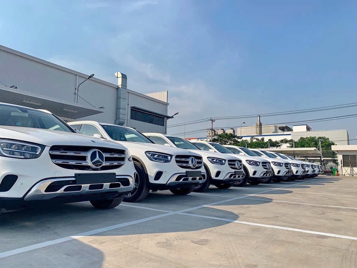 Thị trường ô tô cũ Hà Nội sau Tết: Giao dịch ảm đạm, khách mua thưa thớt - Ảnh 6