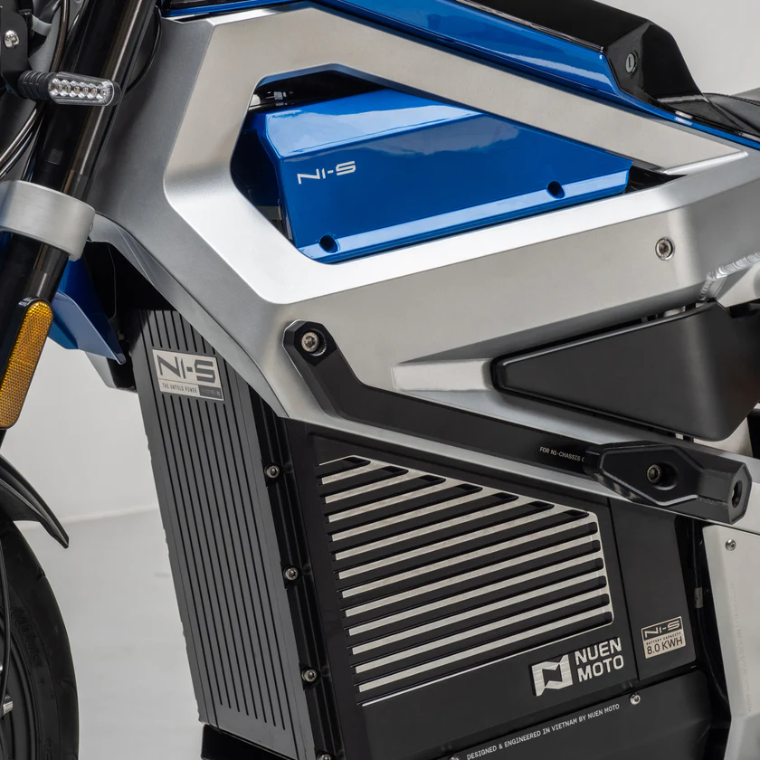 Thử mẫu xe máy sắp lăn bánh do người Việt làm, dân chuyên nhận xét: Cảm giác lạ, sức mạnh vượt thường - Ảnh 3