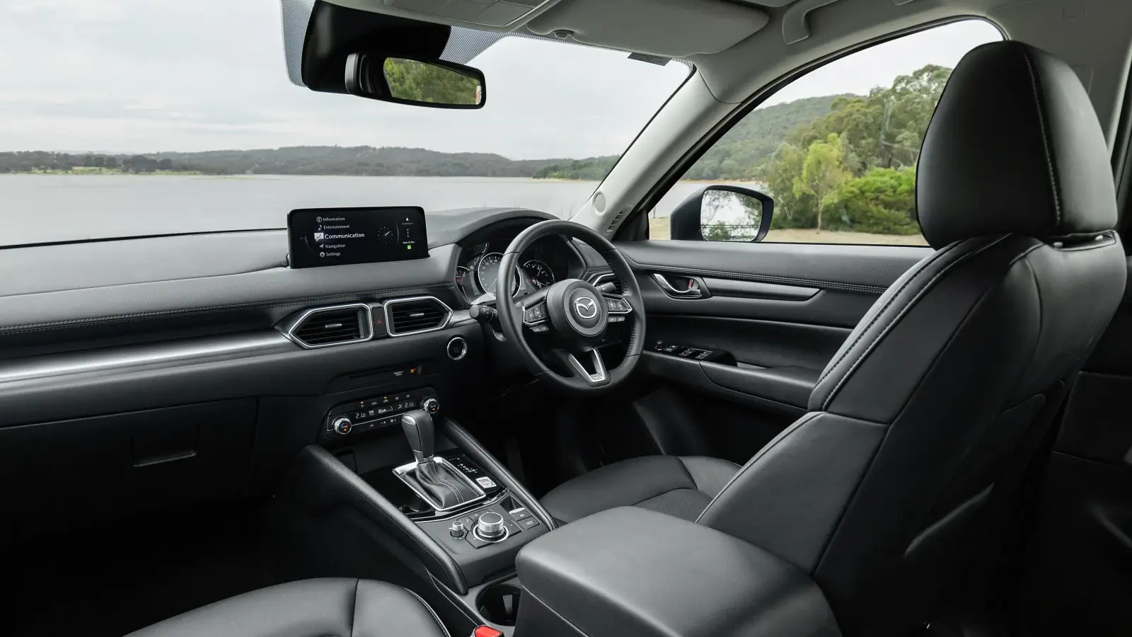 Mazda CX-5 bất ngờ được cập nhật nhẹ khi sắp lên đời, trang bị từng chỉ có trên bản cao nay áp dụng cho cả bản dưới - Ảnh 3