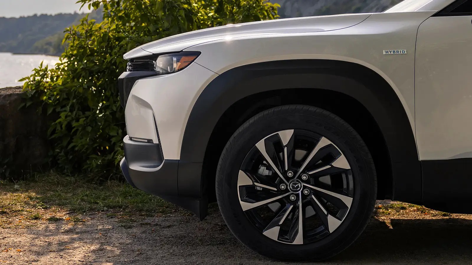 Tất tần tật về Mazda CX-5 2026 sắp ra mắt: Lớn hơn, nội thất hiện đại hơn, thêm động cơ hybrid cạnh tranh CR-V - Ảnh 2