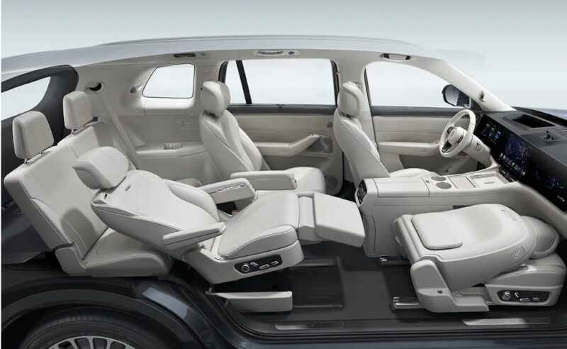 SUV điện 'bán đắt như tôm tươi' đạt hơn 7 vạn đơn tại láng giềng Việt Nam, ăn xăng như ngửi chưa đến 1L/100 km, tiết kiệm hơn Wave Alpha - Ảnh 3