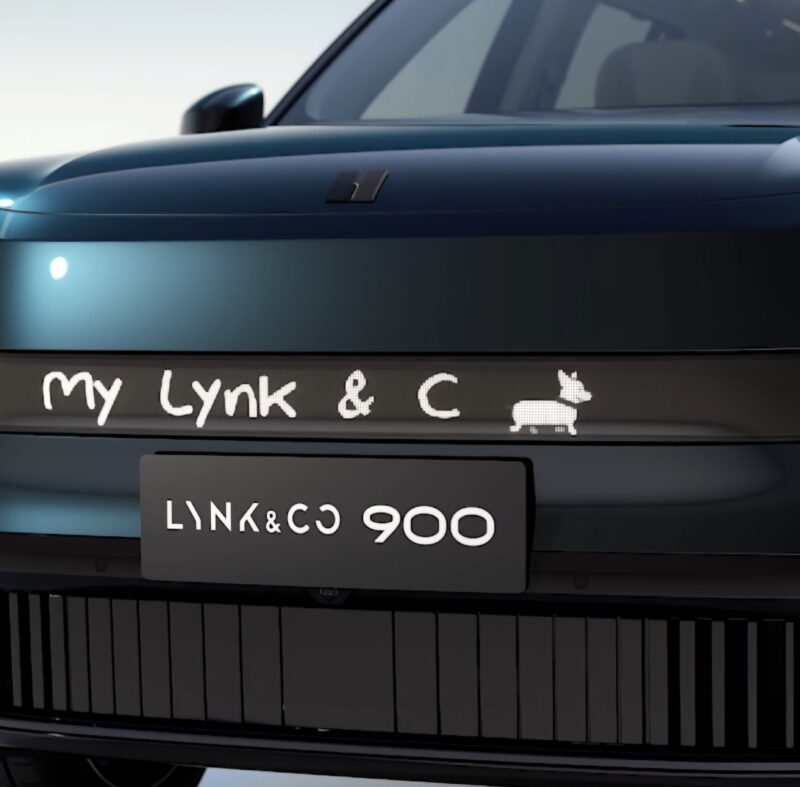 Lynk & Co 900 ra mắt: Giá dự kiến quy đổi từ 1,16 tỷ đồng, dáng như Range Rover, 2 màn hình 30 inch, HUD 95 inch siêu lớn - Ảnh 2