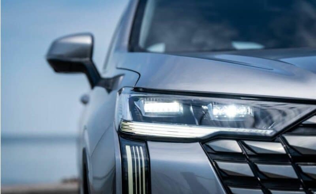 SUV ngang cỡ CR-V ra bản nâng cấp mới, đẹp hơn, siêu tiết kiệm xăng, ở Việt Nam đang giảm giá tới 200 triệu đồng - Ảnh 3