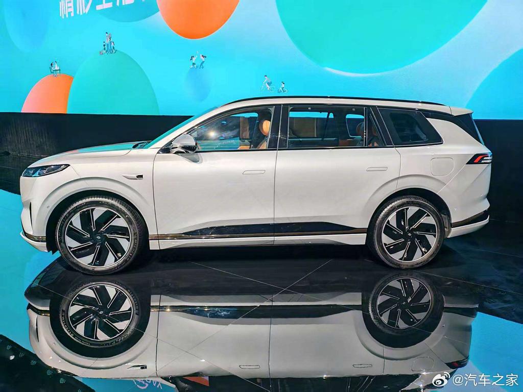 Ông trùm xe tải nổi tiếng ở VN có SUV mới: Giá quy đổi chỉ bằng 1 nửa Santa Fe - Ảnh 3