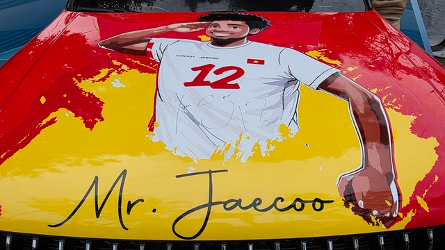 Chưa bán mẫu xe thuần điện nào, hãng vừa tặng xe cho Nguyễn Xuân Son đã chơi lớn tính chuyện phát triển trạm sạc toàn quốc - bước đi chưa từng có trong tiền lệ - Ảnh 2