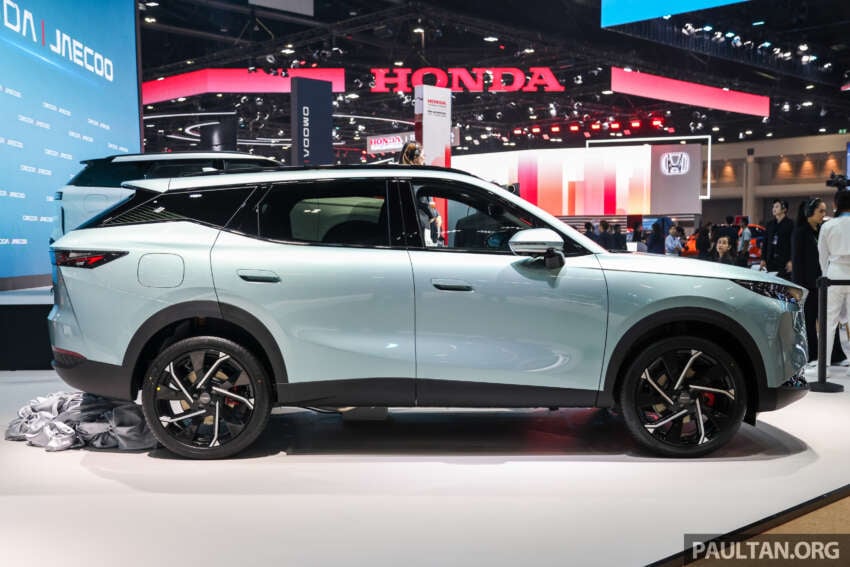 Hãng xe xây nhà máy 20.000 tỷ tại Việt Nam ra mắt mẫu SUV tiết kiệm xăng cho ĐNA: ngang cỡ Honda CR-V, phạm vi di chuyển 1.250 km - Ảnh 1