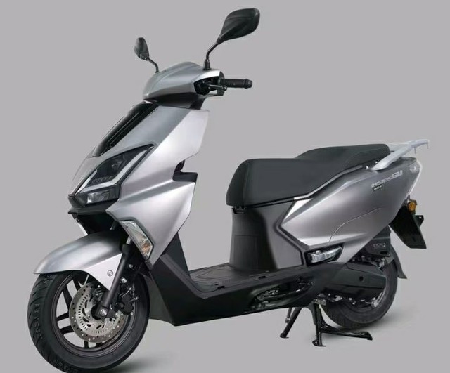 Honda ra mắt mẫu xe tay ga 125 cc, giá rẻ hơn Vision nhưng lại có ABS và động cơ ESP - Ảnh 2