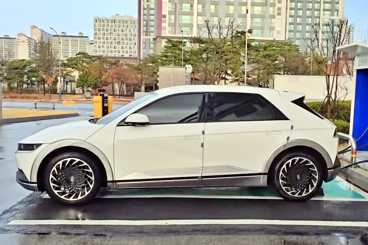 Chẳng phải taxi hay dân kinh doanh, xe điện 'cày' 660.000 km trong 3 năm nhưng pin vẫn gần 90%, chủ xe khẳng định: 'Trúng số tôi vẫn mua chiếc này' - Ảnh 1