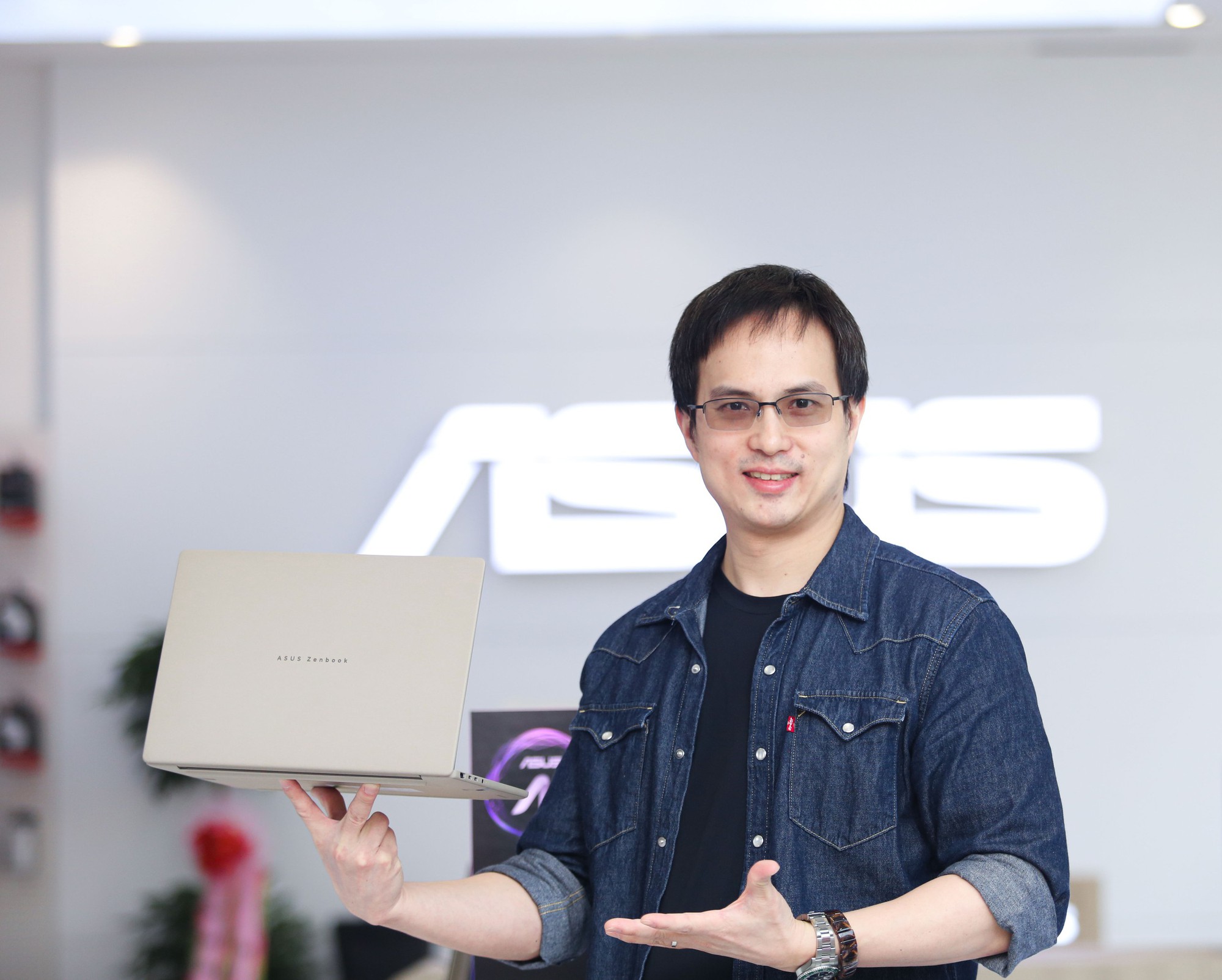 ASUS đón đầu kỷ nguyên laptop AI và mở rộng trải nghiệm thương hiệu tại Việt Nam - Ảnh 1