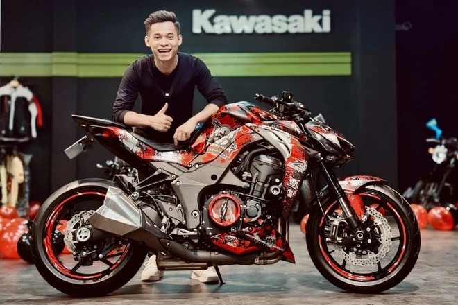 Soi dàn xe của ‘tứ hoàng streamer’ Việt Nam: Độ Mixi, Xemesis thích xế sang, ViruSs, PewPew chọn VinFast - Ảnh 3