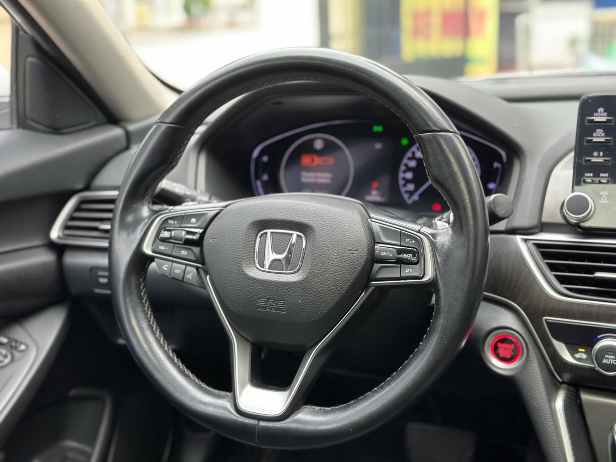 Rao Honda Accord 2019 rẻ hơn thị trường cả trăm triệu đồng, người bán thật thà giải thích khiến CĐM khen ngợi - Ảnh 8