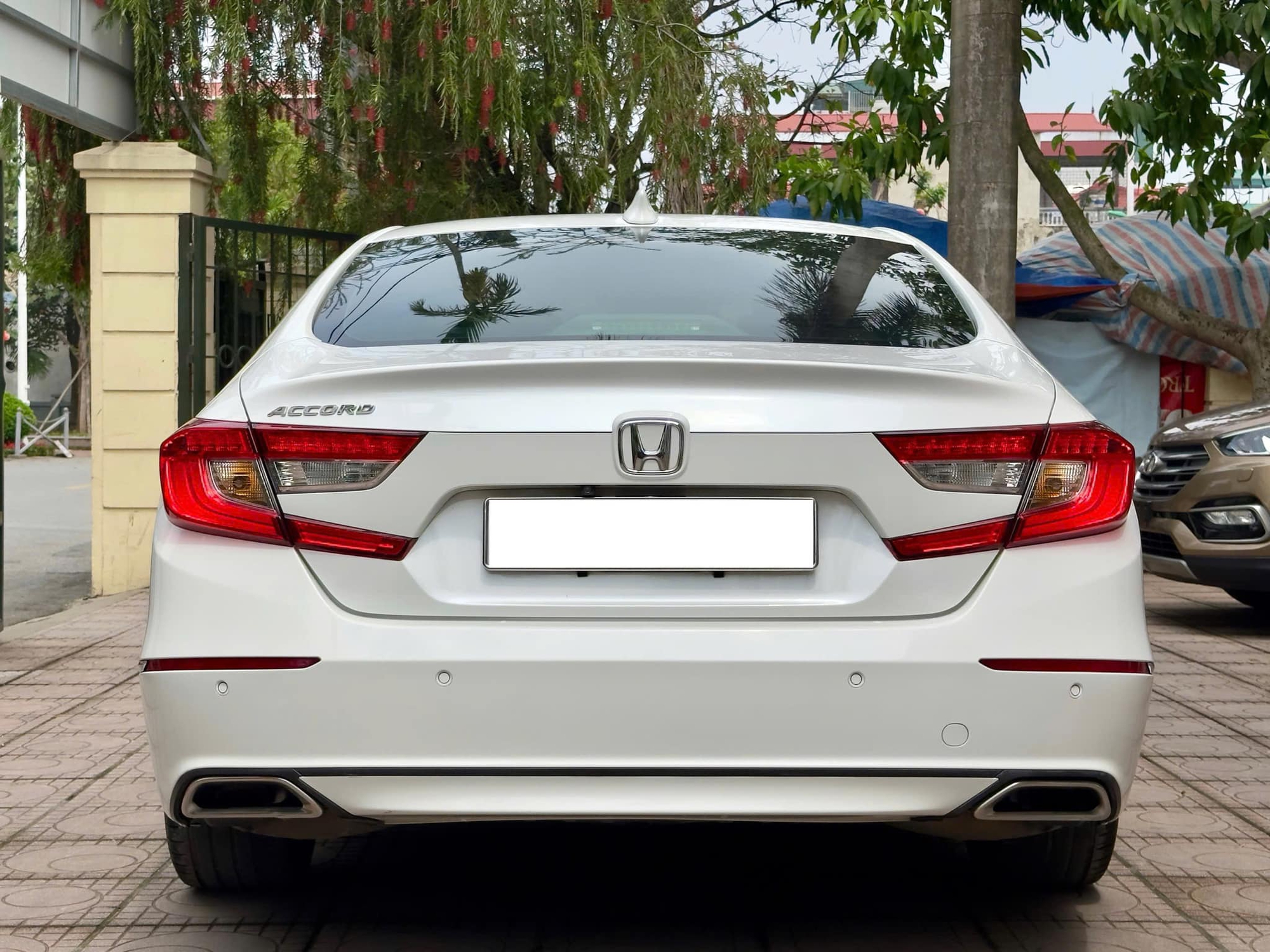 Rao Honda Accord 2019 rẻ hơn thị trường cả trăm triệu đồng, người bán thật thà giải thích khiến CĐM khen ngợi - Ảnh 5