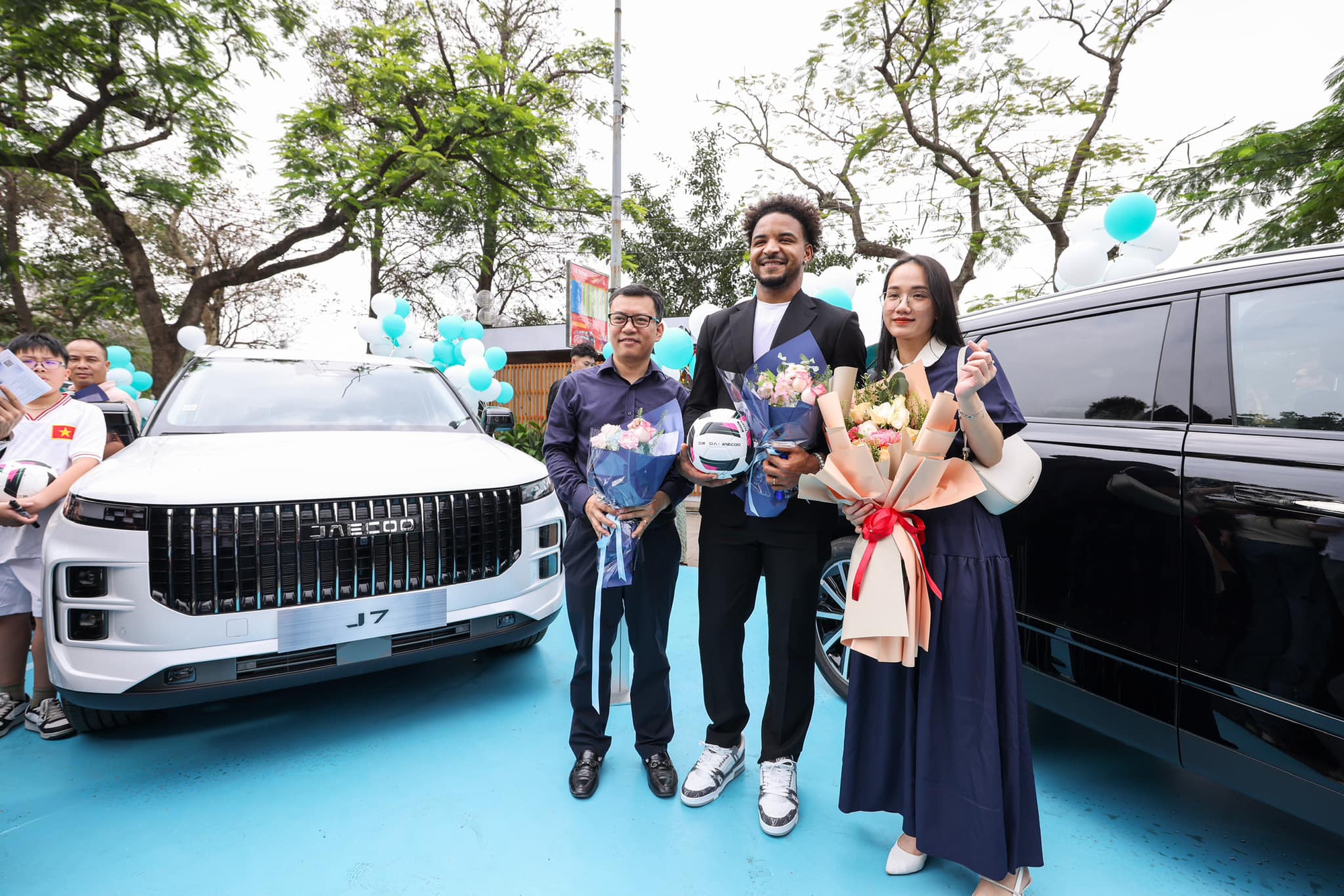 Lô xe Jaecoo J7 đầu tiên chính thức được bàn giao tới khách hàng tại Hà Nội - Ảnh 3