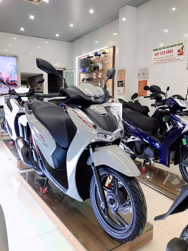 Giá xe máy ở mức thấp hiếm có: Honda Vision còn 30 triệu đồng, SH, Winner X, Grand, ... bán dưới mức đề xuất tối đa 25 triệu đồng - Ảnh 3