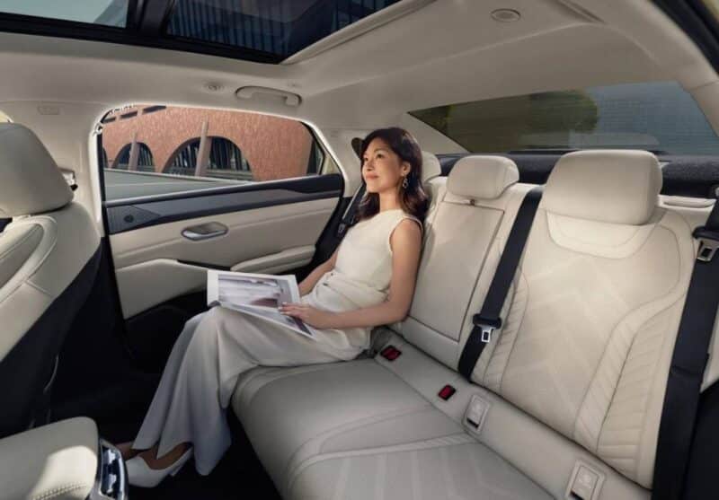 Sedan điện từ BYD giá hơn 400 triệu, trang bị 'mắt thần' full ADAS, chạy 470 km một lần sạc - Ảnh 3