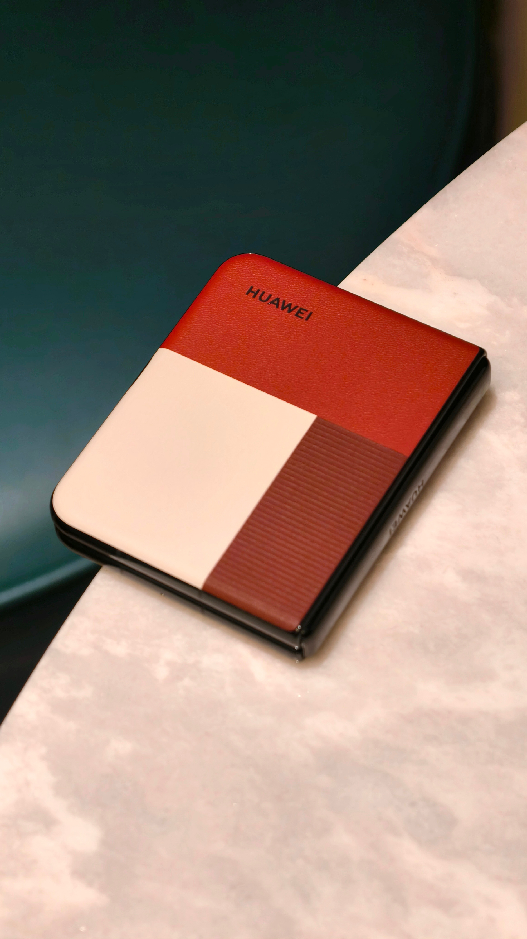 Huawei ra mắt điện thoại gập độc dị, CEO bảo là "ai cũng mua được" nhưng giá thì gần 30 triệu đồng - Ảnh 12