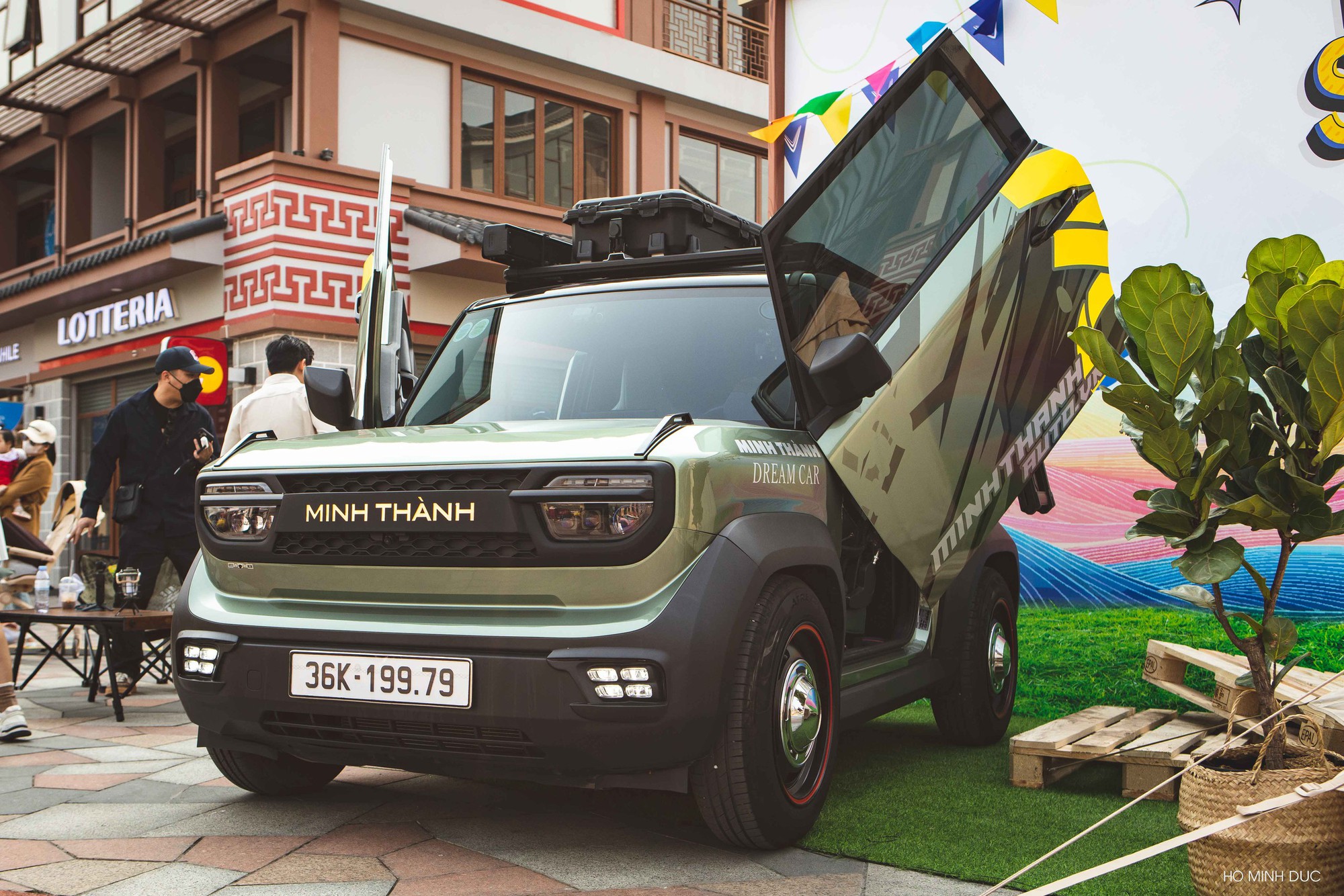 Bỏ 2 cây vàng làm VinFast VF 3 độc nhất: Biến mâm xe thành loa, hát karaoke từ sáng đến tối không hết pin - Ảnh 1