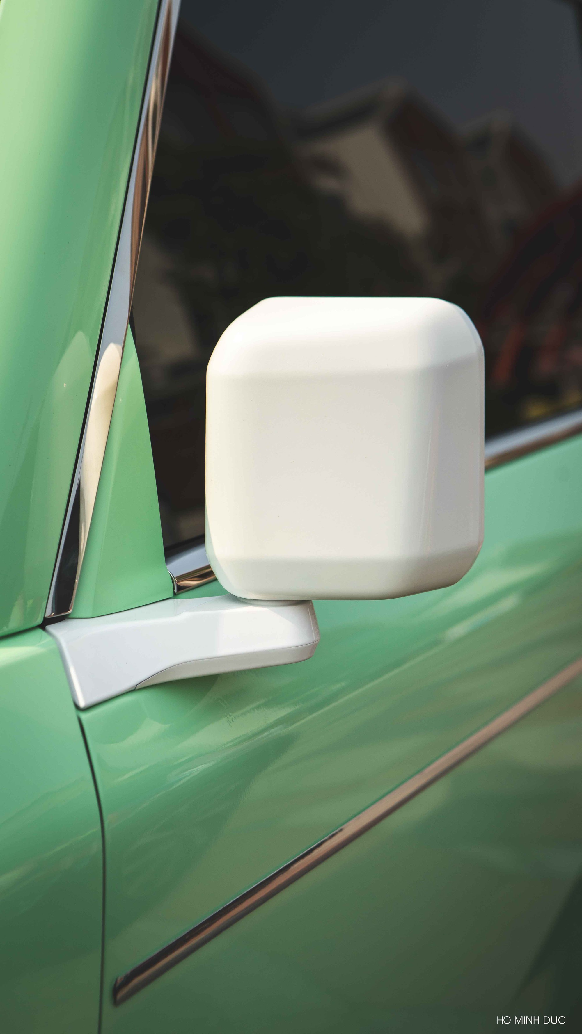 Bỏ 2 cây vàng làm VinFast VF 3 độc nhất: Biến mâm xe thành loa, hát karaoke từ sáng đến tối không hết pin - Ảnh 16