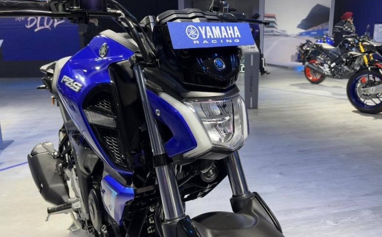 Hãng xây 2 nhà máy ở Sóc Sơn bất ngờ ra mắt xe máy lai tiết kiệm xăng, mạnh hơn 12 mã lực - Ảnh 1