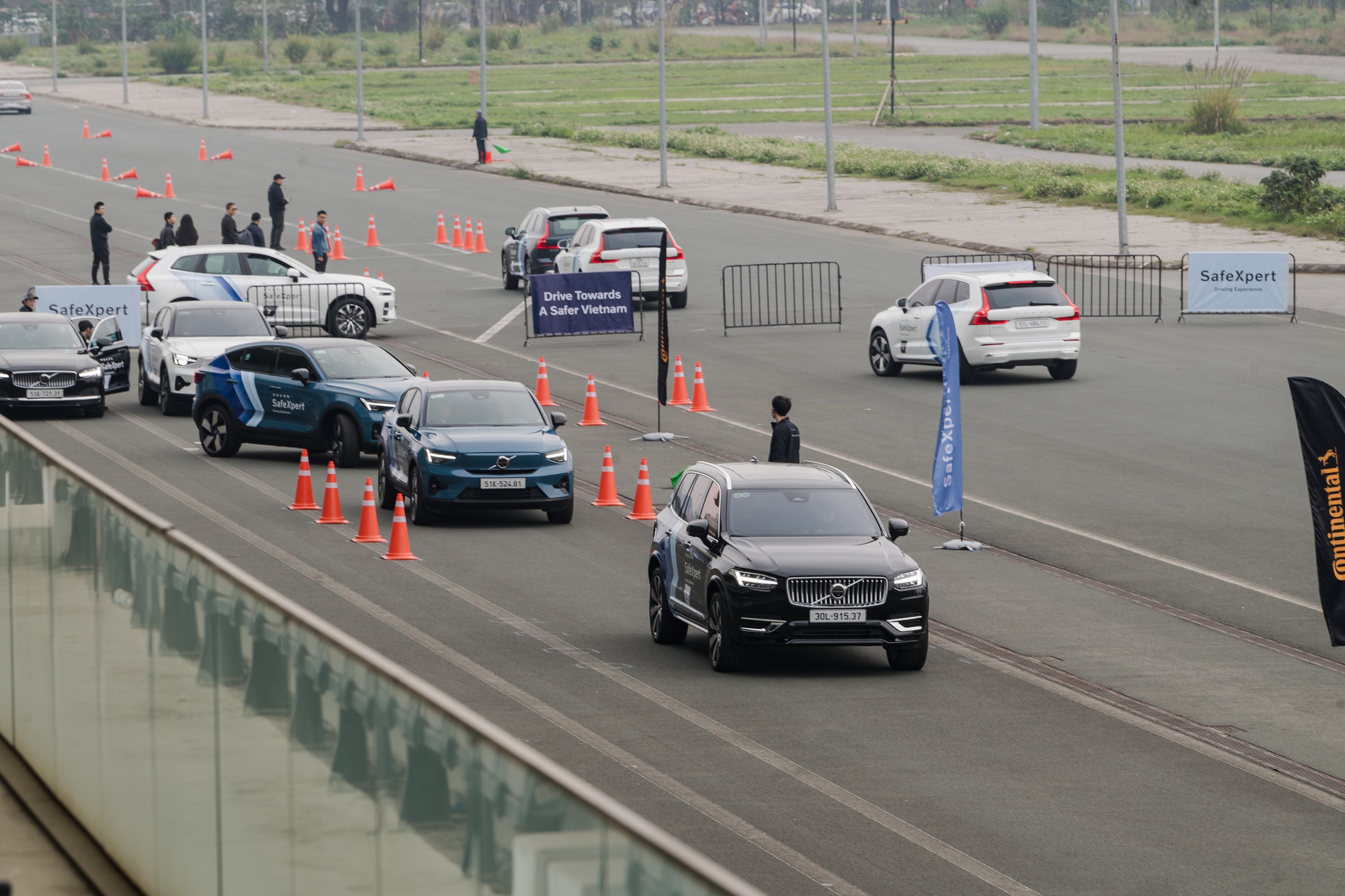 Lần đầu tiên Volvo làm một việc tại Việt Nam, nhấn mạnh ưu tiên số một mà không ai có thể chối cãi - Ảnh 3