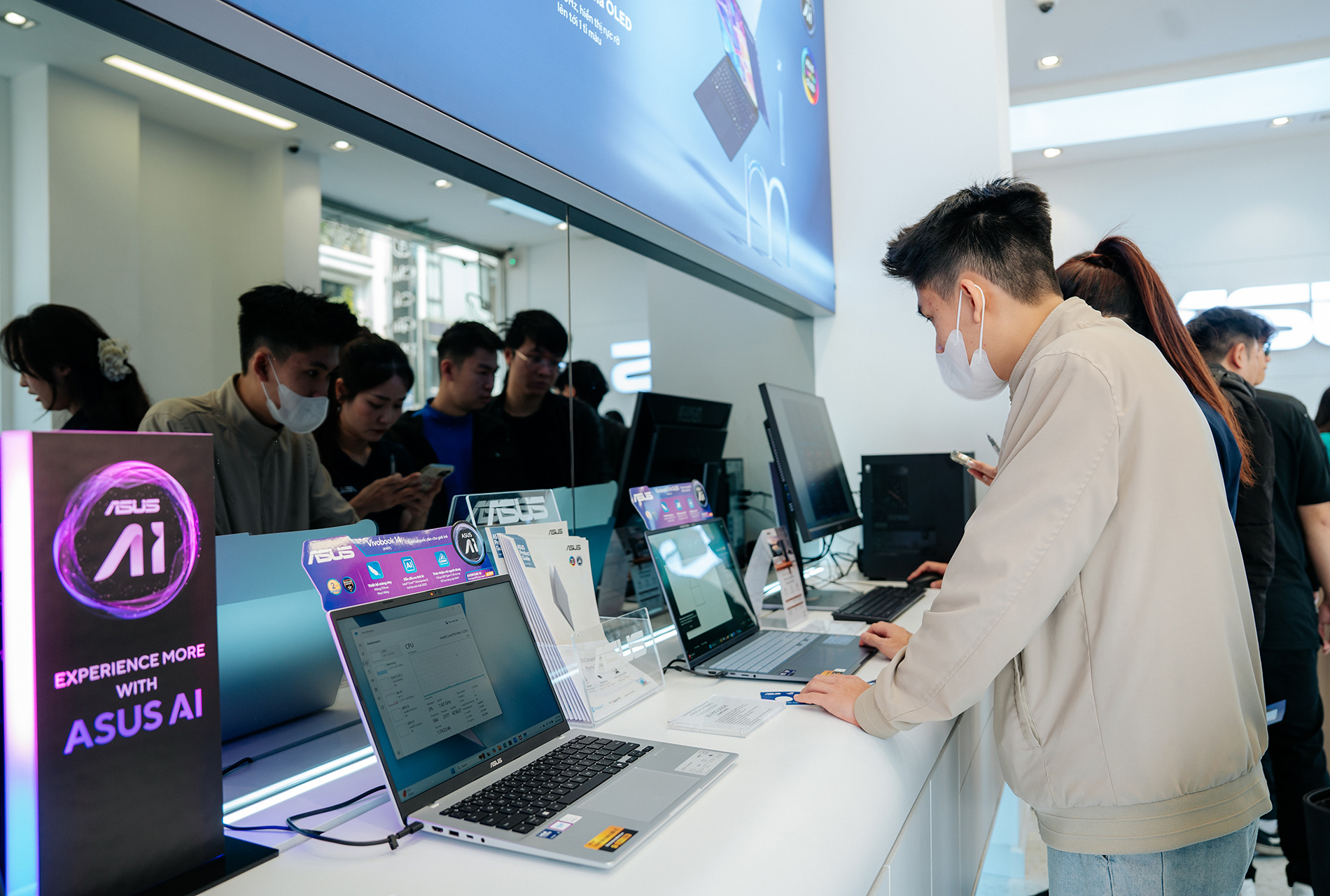 ASUS đón đầu kỷ nguyên laptop AI và mở rộng trải nghiệm thương hiệu tại Việt Nam - Ảnh 7