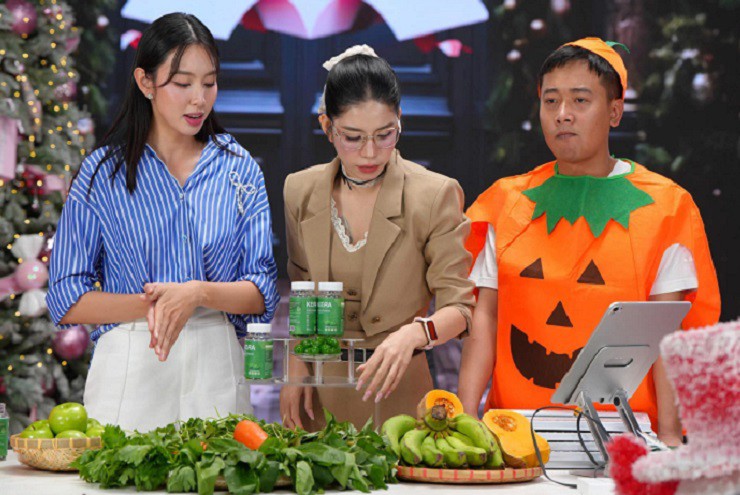 Trước khi vướng vào lùm xùm 'kẹo rau củ' cùng Hằng Du Mục và hoa hậu Thùy Tiên, 'chủ tịch' Quang Linh Vlogs đang sở hữu những mảng kinh doanh nào? - Ảnh 1