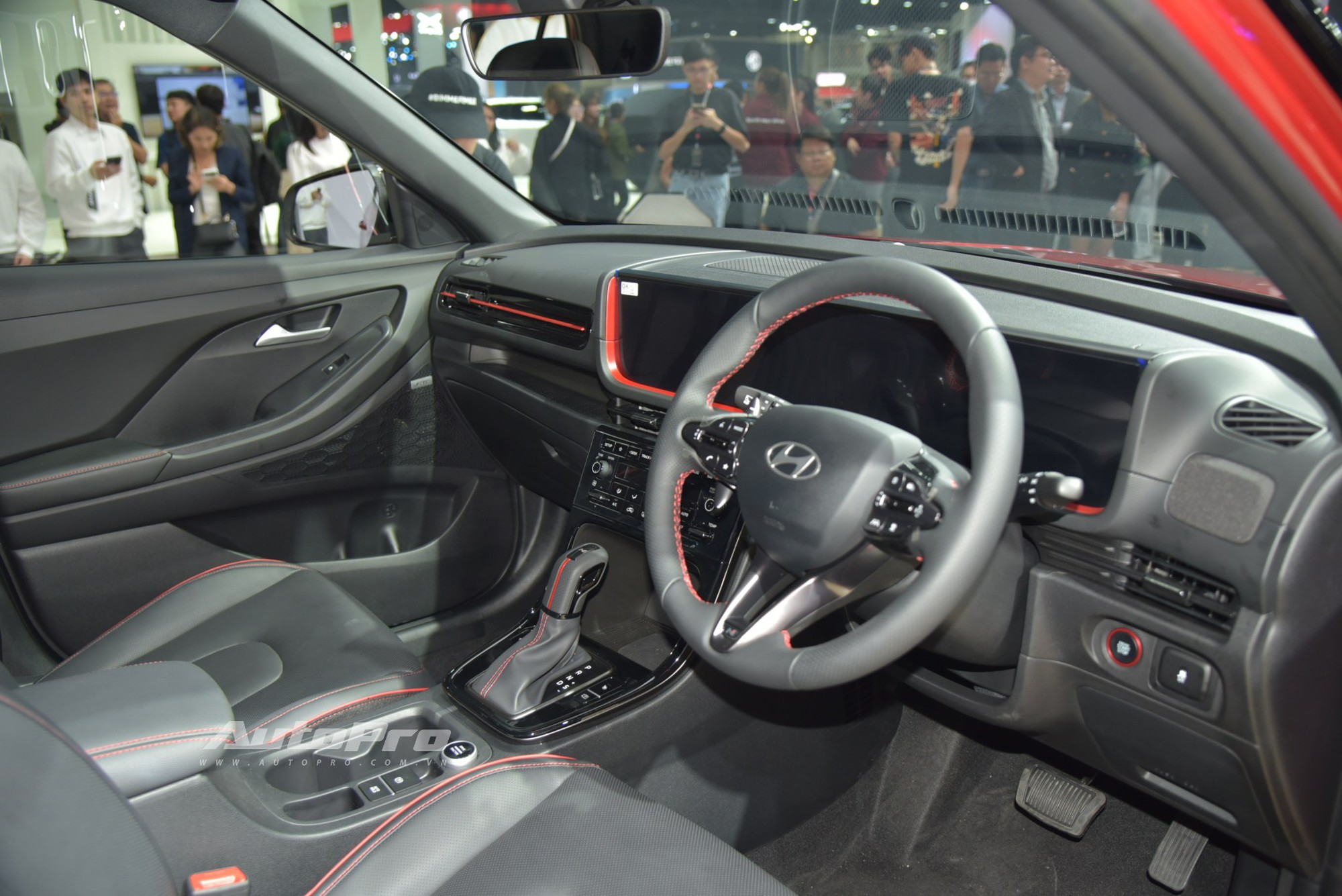 Xem thực tế Hyundai Creta 2025 sắp ra mắt Việt Nam: Góc cạnh hơn, có bản thể thao, màn hình kép xịn sò, cạnh tranh Seltos, Xforce - Ảnh 12