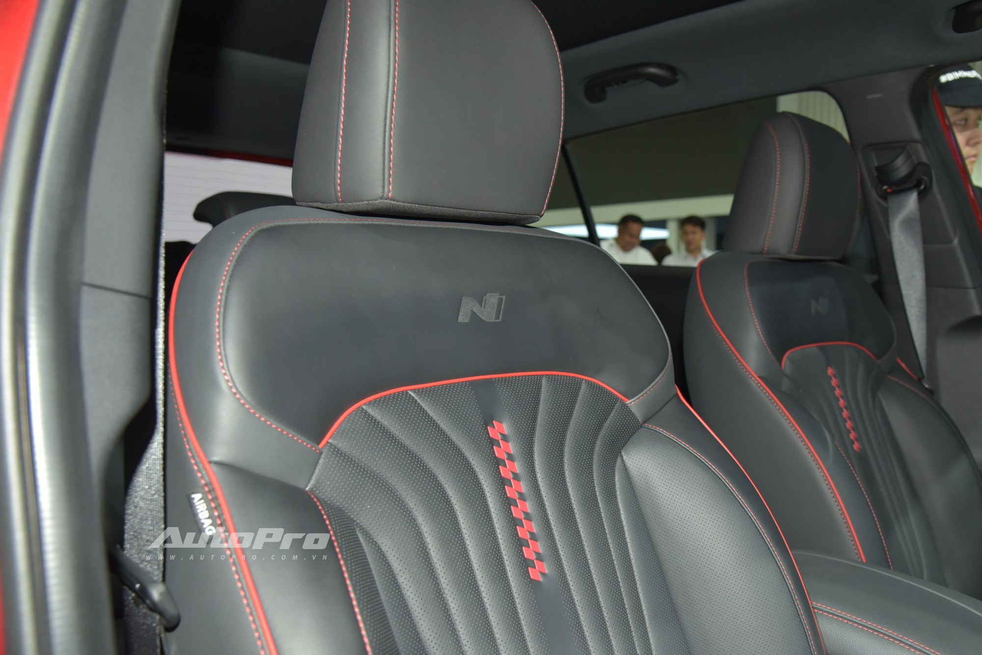 Xem thực tế Hyundai Creta 2025 sắp ra mắt Việt Nam: Góc cạnh hơn, có bản thể thao, màn hình kép xịn sò, cạnh tranh Seltos, Xforce - Ảnh 13