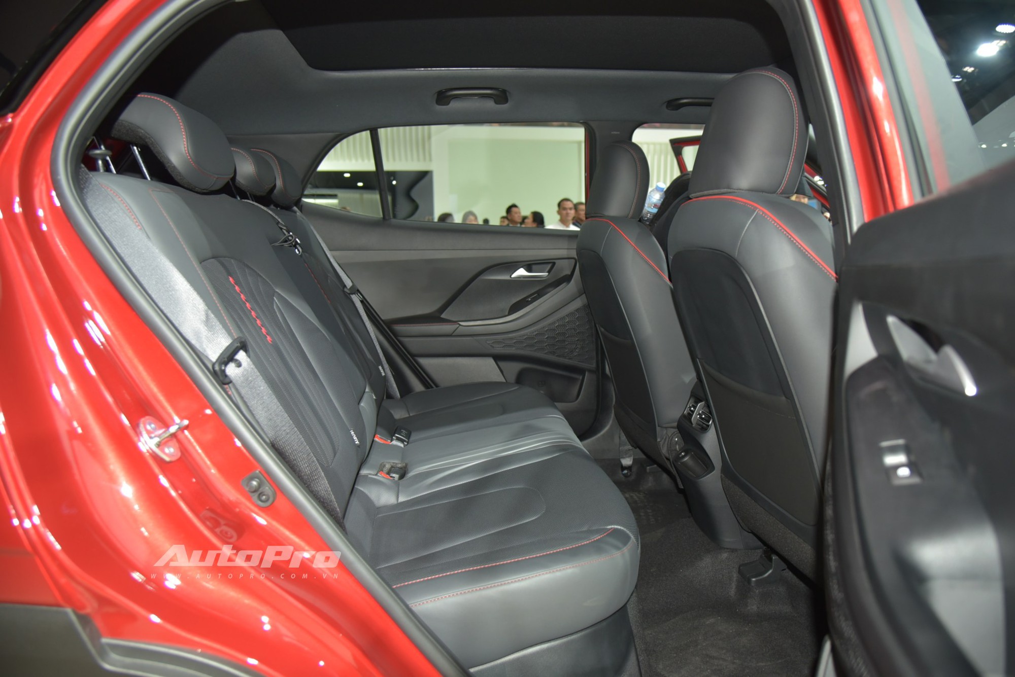 Xem thực tế Hyundai Creta 2025 sắp ra mắt Việt Nam: Góc cạnh hơn, có bản thể thao, màn hình kép xịn sò, cạnh tranh Seltos, Xforce - Ảnh 17