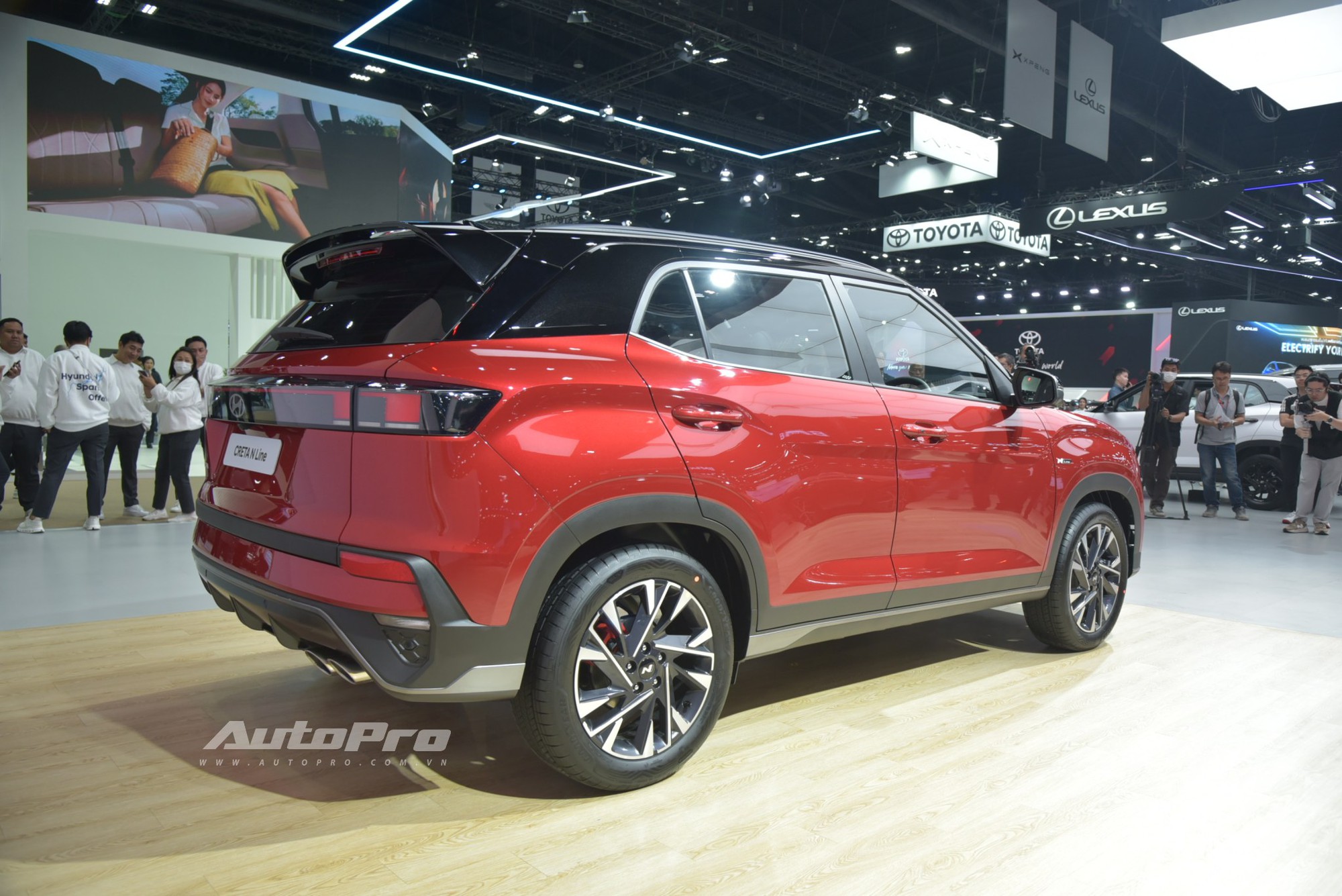 Xem thực tế Hyundai Creta 2025 sắp ra mắt Việt Nam: Góc cạnh hơn, có bản thể thao, màn hình kép xịn sò, cạnh tranh Seltos, Xforce - Ảnh 3