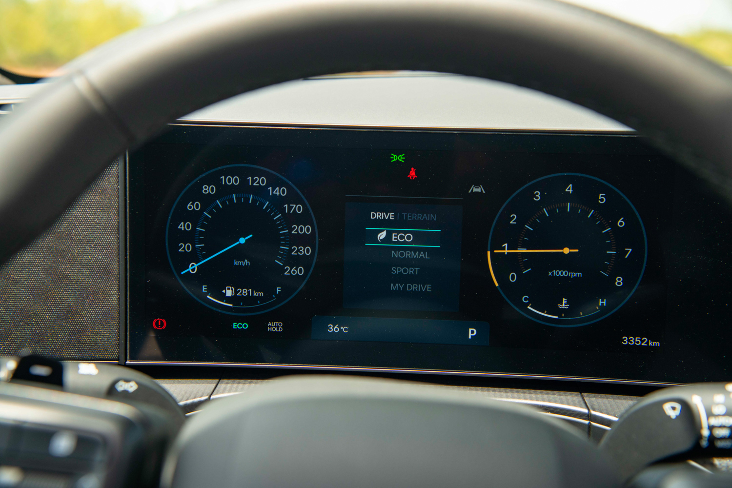 Hyundai Santa Fe 'xả kho' giảm kỷ lục 115 triệu tại đại lý: Bản tiêu chuẩn còn 970 triệu, rẻ hơn cả Everest, Kodiaq đời cũ - Ảnh 15